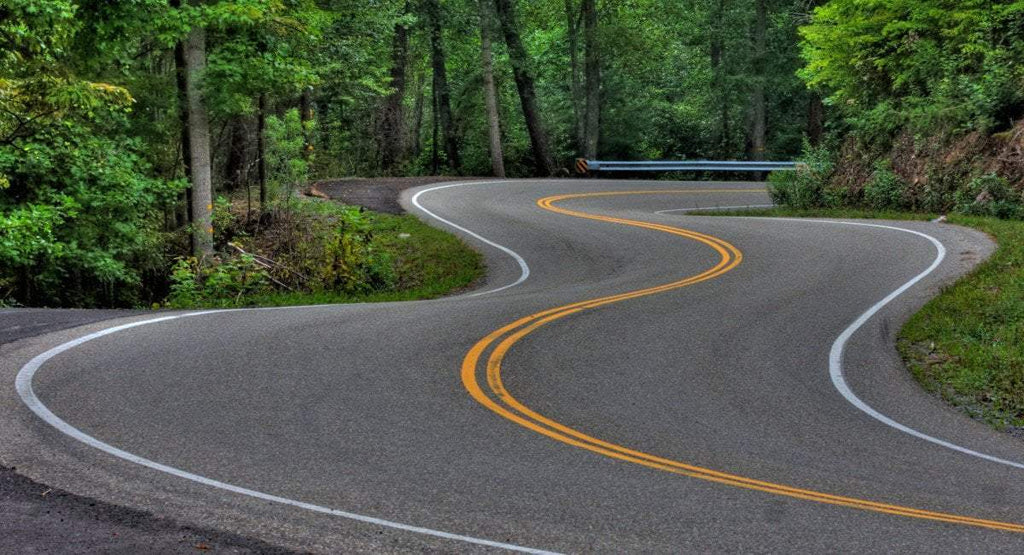 Deals Gap - Tennessee, USA - Driving Roads